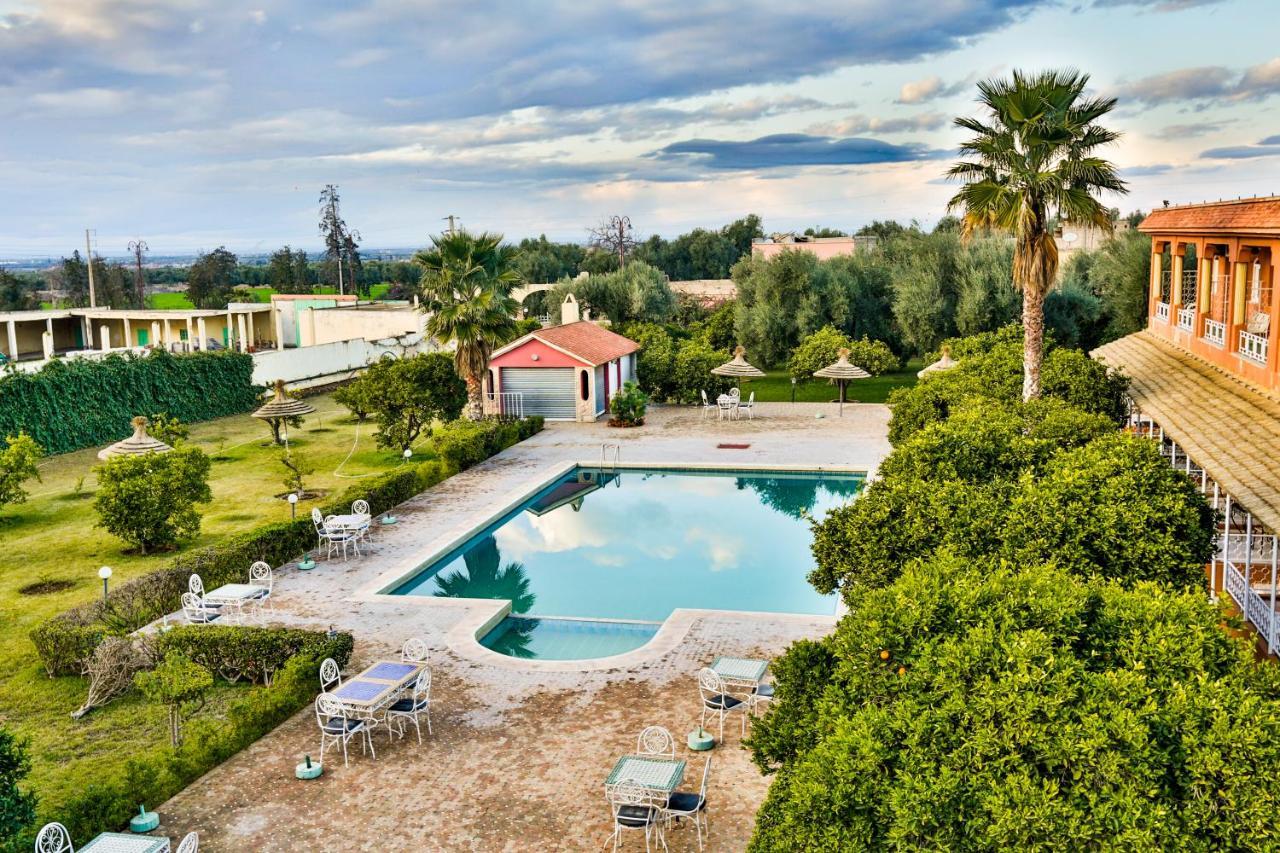 Complexe El Bassatine Hotel Beni Mellal Exterior foto
