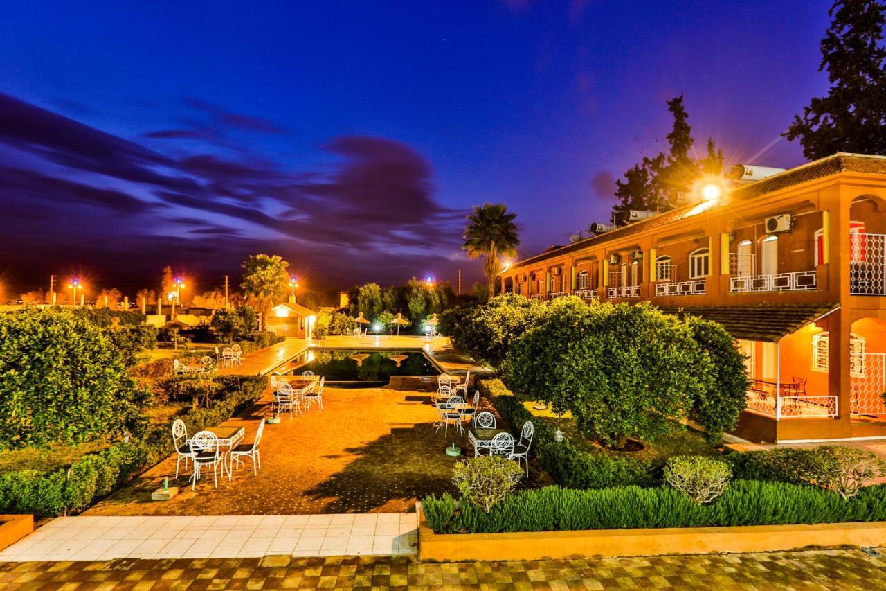 Complexe El Bassatine Hotel Beni Mellal Exterior foto