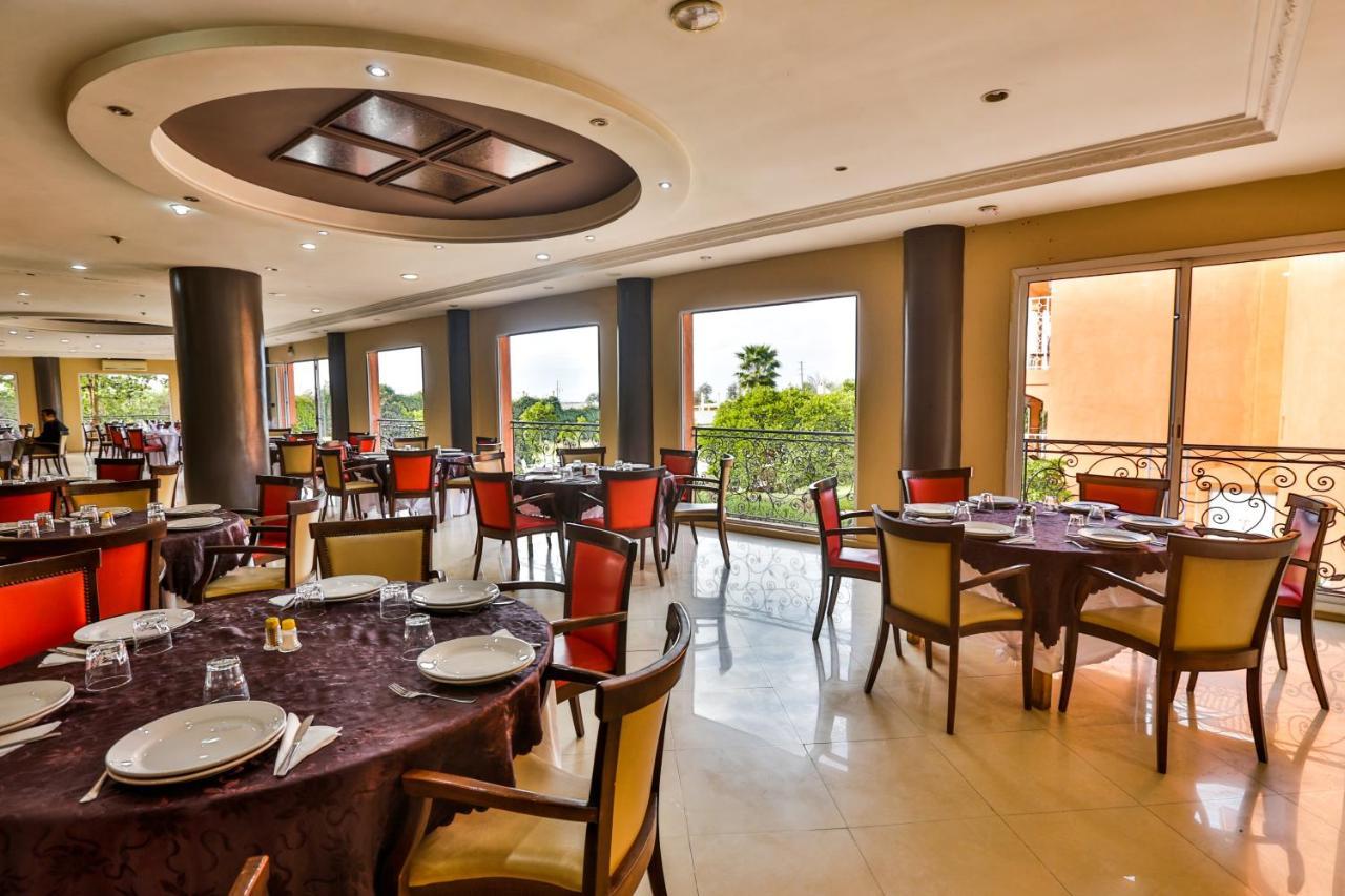 Complexe El Bassatine Hotel Beni Mellal Exterior foto