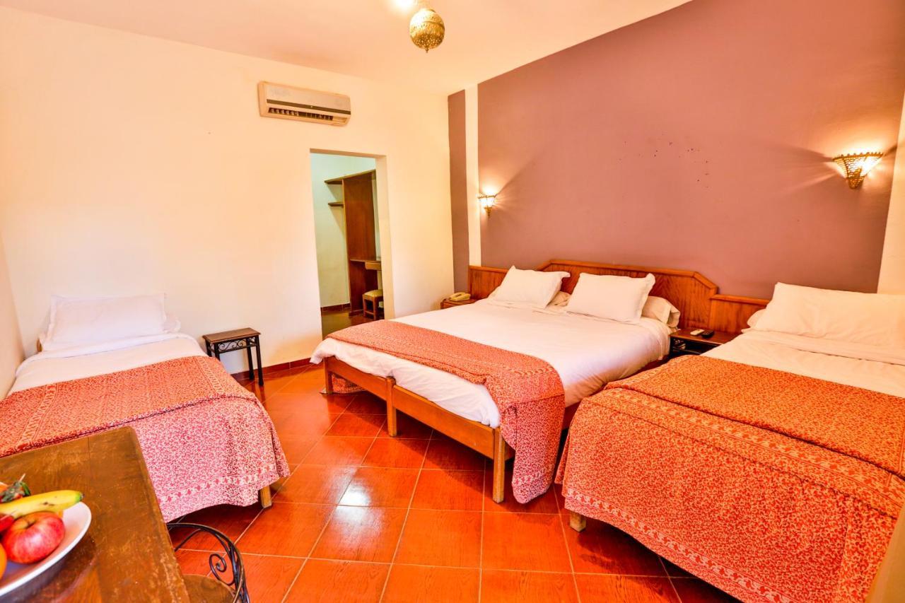 Complexe El Bassatine Hotel Beni Mellal Exterior foto