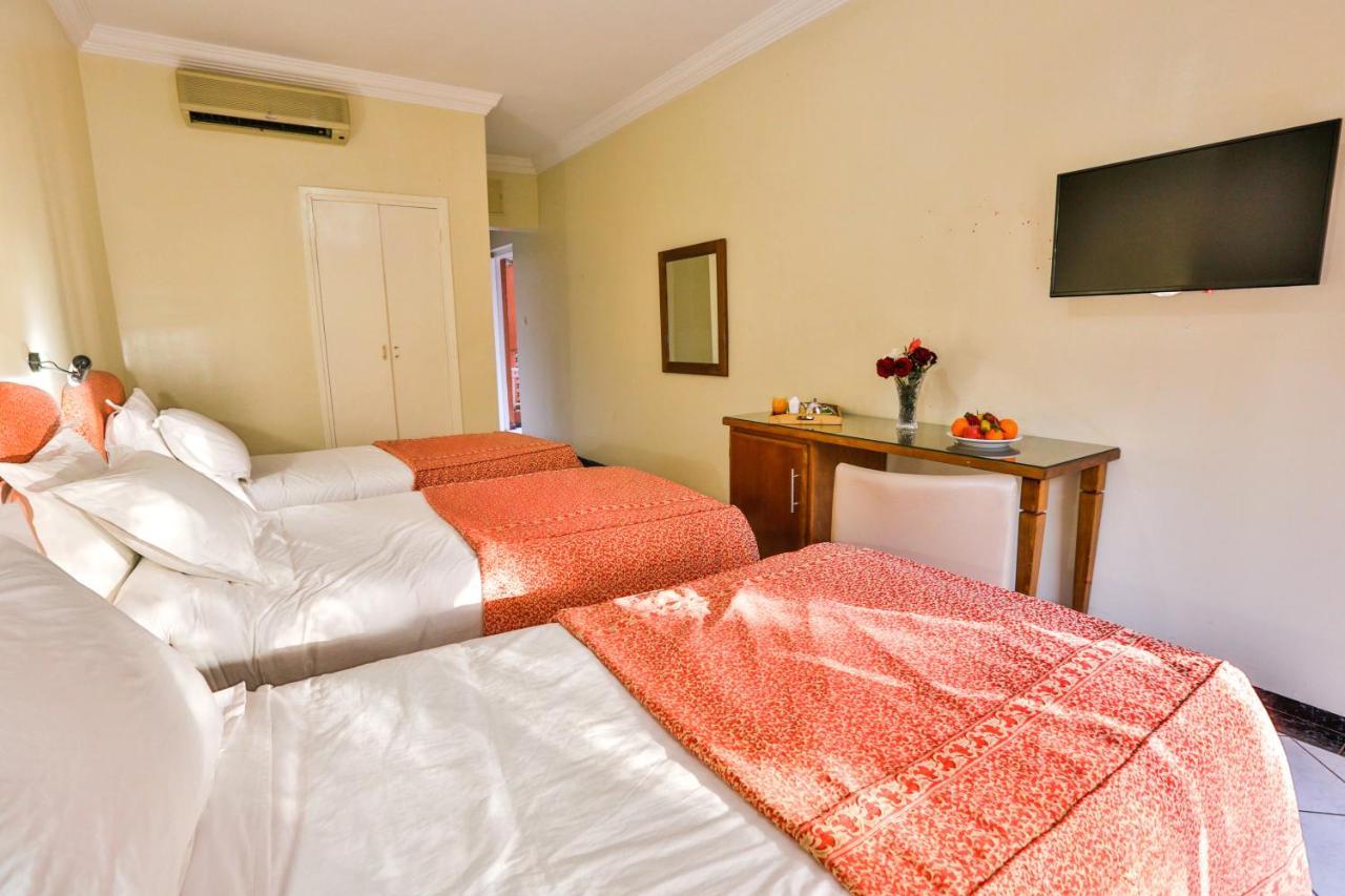 Complexe El Bassatine Hotel Beni Mellal Exterior foto